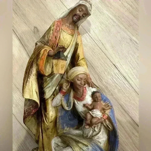 Holy Family Plastic Resin Nativity 11.5” Mary Joseph Baby Jesus Christmas - Picture 3 of 6